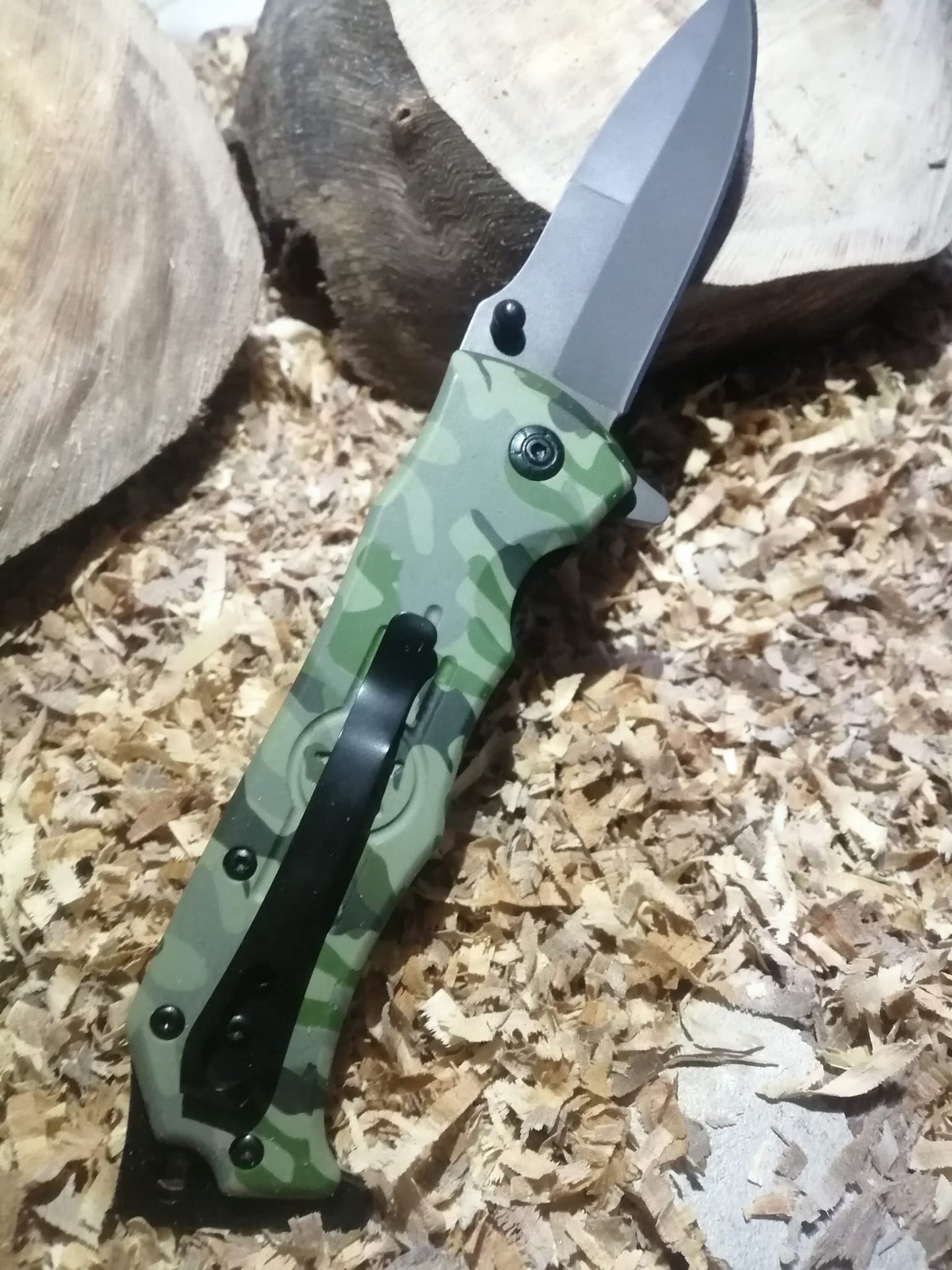 High Quality Folding Knife For Outdoor Hunting Camping or Kitchen Use Pocket Knife