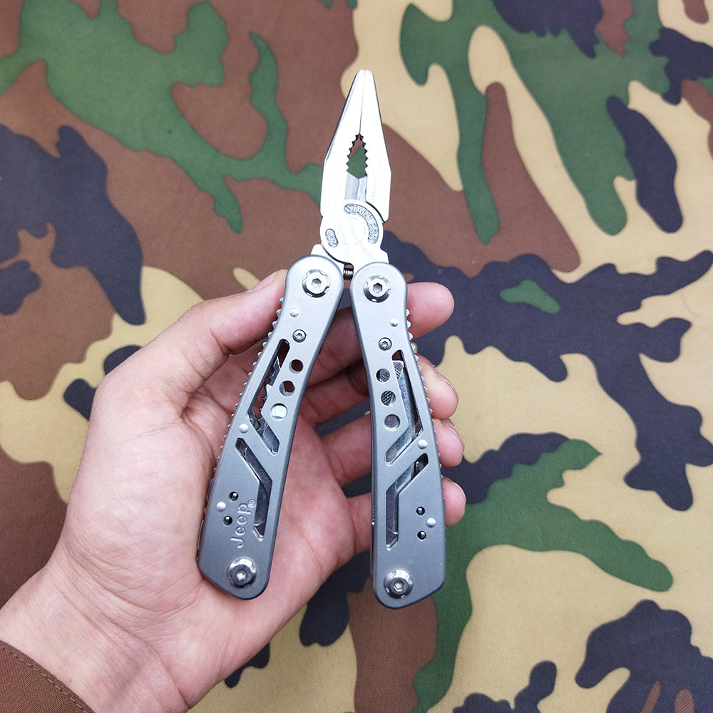 JEEP 24 in 1 Multi-Tool Pliers