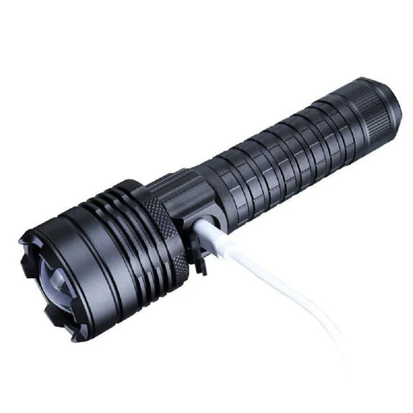 Light Bringer P50 : 700m Range Heavy Metal Torch