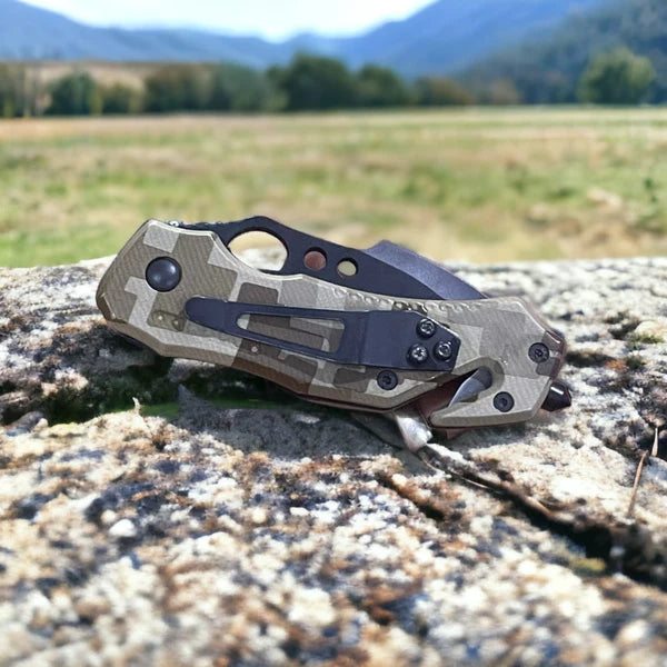 Stainless Steel Outdoor Folding Pocket Knife